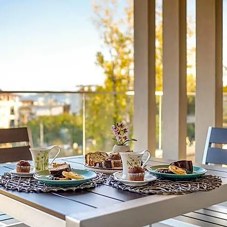 מלון Aura Luxury Suites - Olympiada Seaside Accessible Friendly 4*