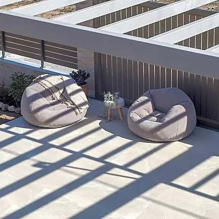Aura Luxury Suites - Olympiada Seaside Accessible Friendly אמוליאני