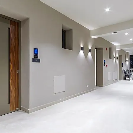 מלון Aura Luxury Suites - Olympiada Seaside Accessible Friendly 4*